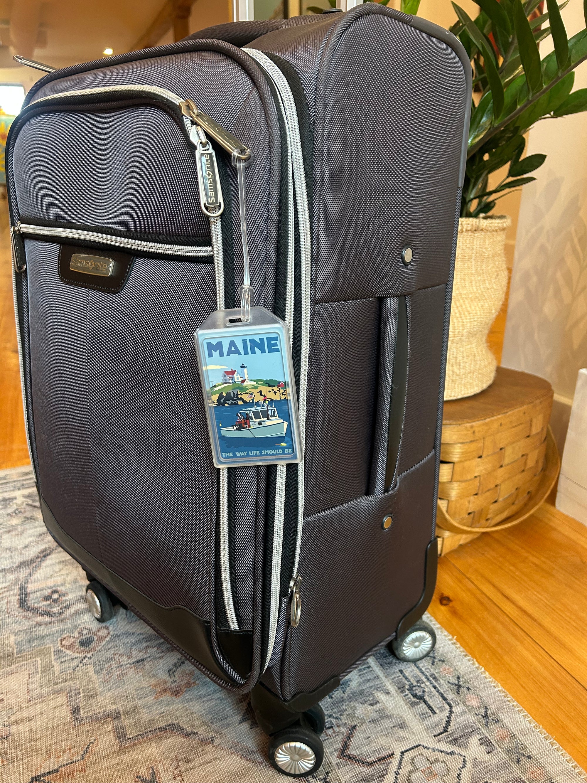 Lobstering at the Nubble Luggage Tag