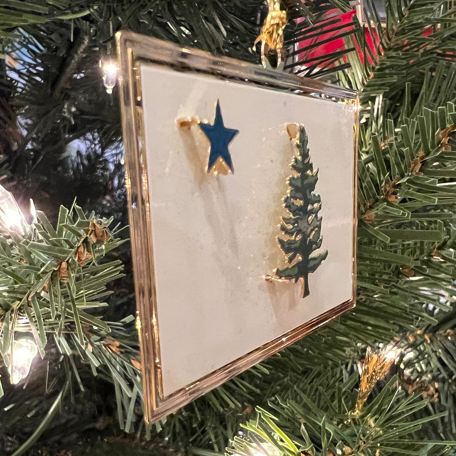 1901 MAINE State Flag - Christmas Ornament - Maine