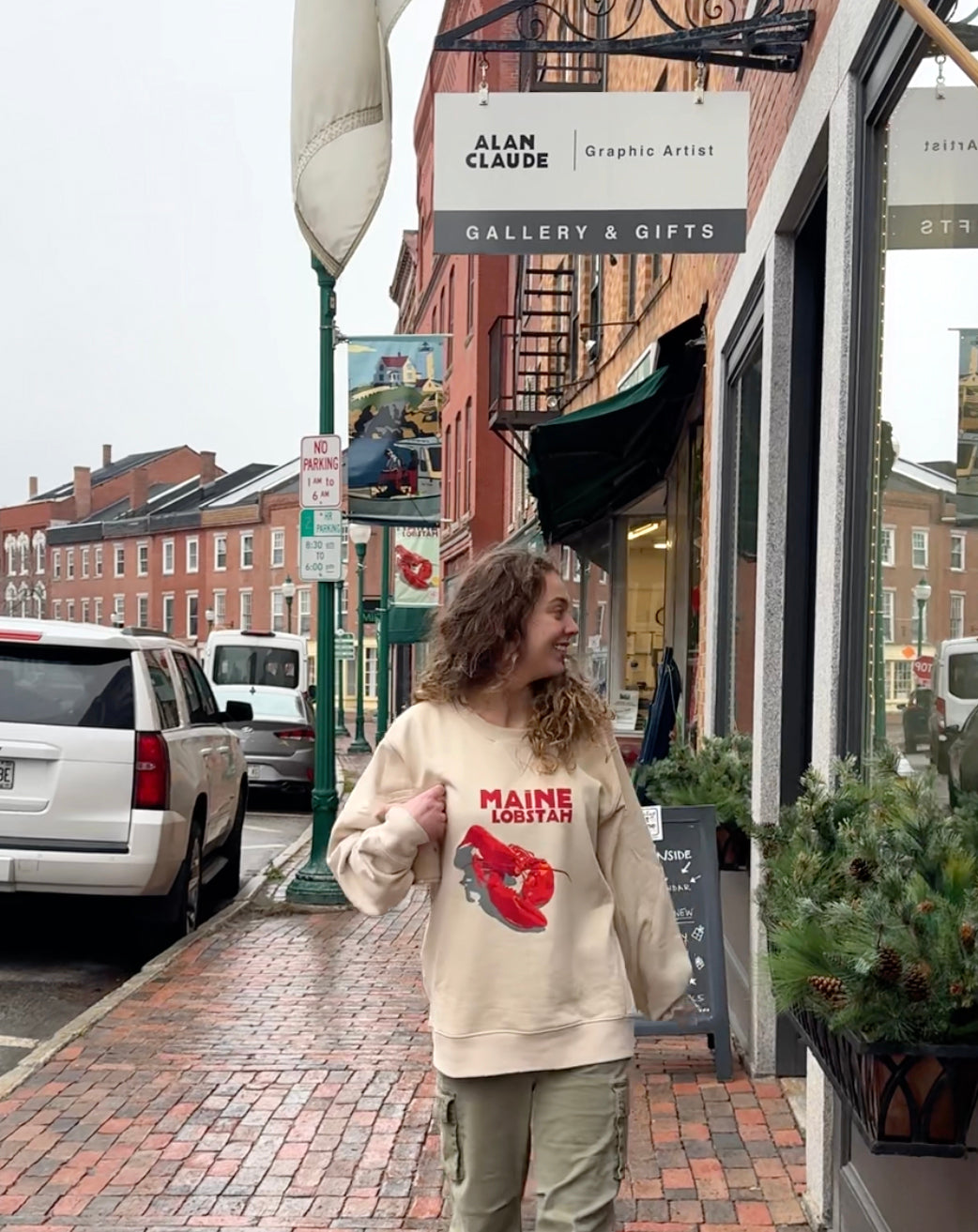 Maine Lobstah Sweatshirt